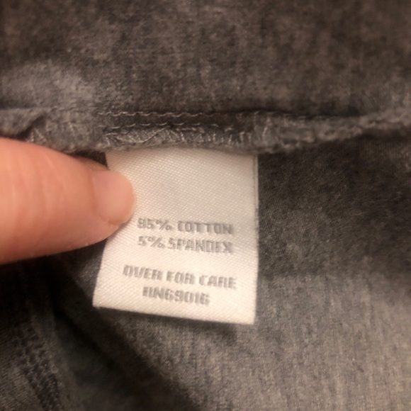 Sparkle Tshirt.  Everyone deserves to sparkle! SZ- xL  Grey top. New. Never worn - Picture 2 of 12